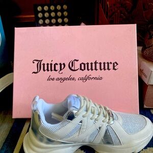 Juicy couture tennis shoes